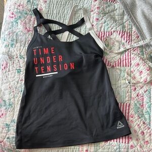 Reebok Black and White Strappy Tank Top Les mills BodyPump euc